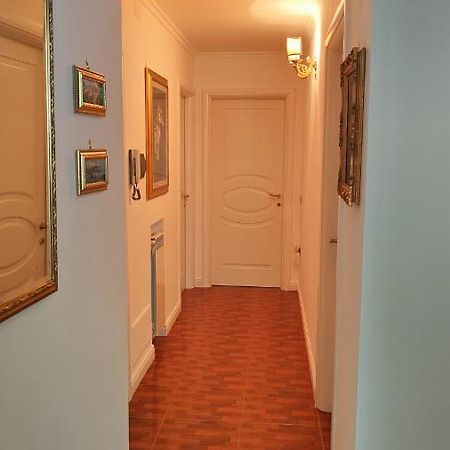 Hotel La Famiglia Pollena Trocchia Zewnętrze zdjęcie